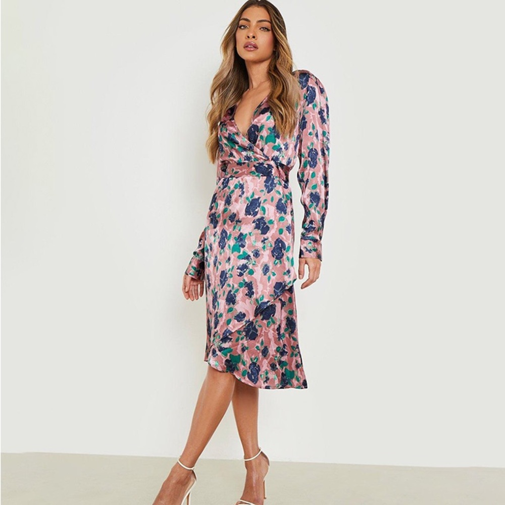 Boohoo Pink and Blue Floral Satin Long Sleeve Midi Dress